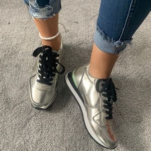 Steve Madden Sneakers